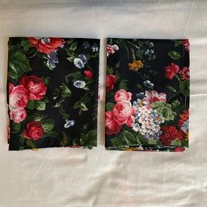 Ralph Lauren Standard Pillow Case Isadora Black pattern set of two - gently used